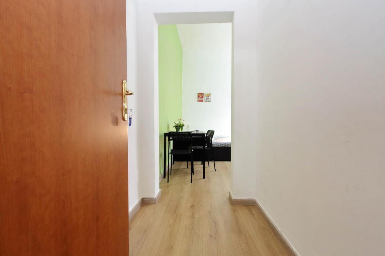Lucky Home Rooms Рим Экстерьер фото
