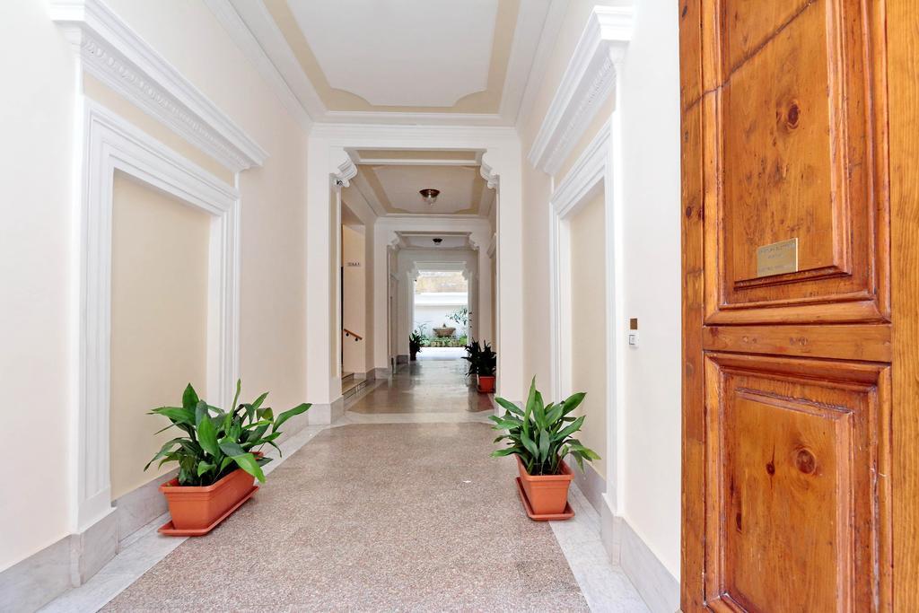 Lucky Home Rooms Рим Экстерьер фото