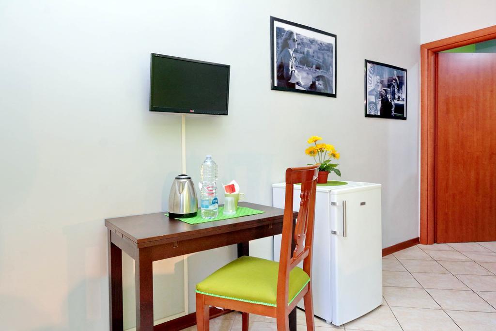 Lucky Home Rooms Рим Экстерьер фото