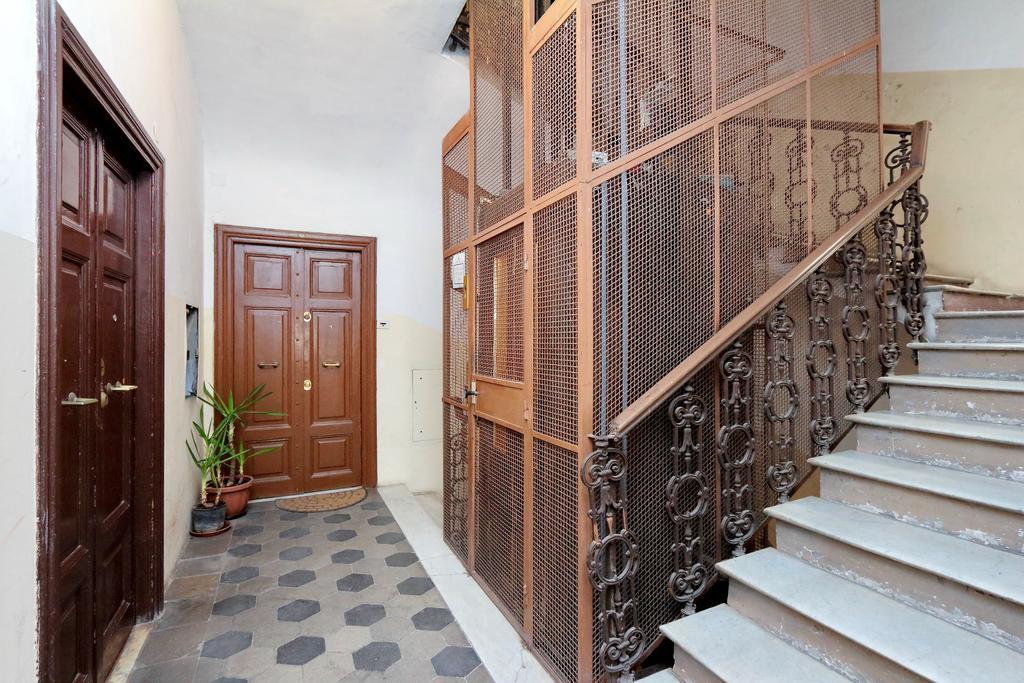 Lucky Home Rooms Рим Экстерьер фото